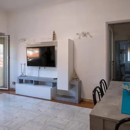 Appartement Noemi House *