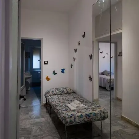 公寓 Noemi House